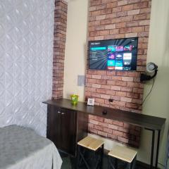 Loft em rua de comércio em condomínio