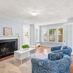 Renovated Classic Cape w Guest House