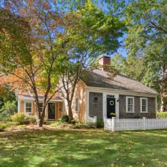 Steps From Downtown Minutes From Grays Beach