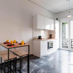 Elegant & Modern 2BR Apartment - Pireaus Center and Marina