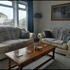 The Bridgend 4-Bed Work Retreat