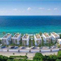 Oceanfront Rooftop luxury 2B2B residency pool beach in North Side, Grand Cayman