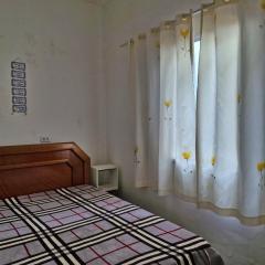 Quarto 2 pessoas Banheiro Privativo 5 minutos da Praia do Sesc