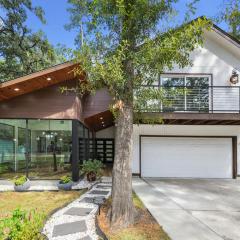 Luxury House in the Woodlands