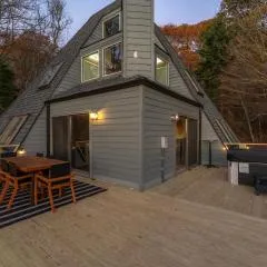 Mountain Views Private Sauna Wet Bar Hot Tub