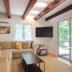 Private Location w Guest House