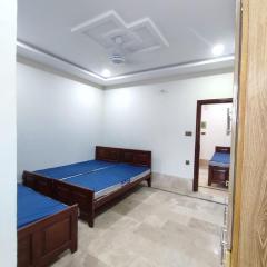 Anwar-e-Madina Boys Hostel