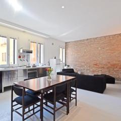 Beautiful, Quiet Apartment in Venice