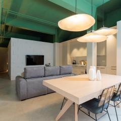 VV Isleta Urban House "by henrypole home"