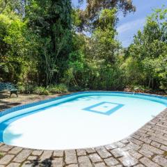 Casa com Piscina, Churrasqueira, Jogos e Lareira