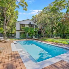 9 Naiad Court - Rainbow Shores - Pool - Aircon - Wifi - Walk to beach