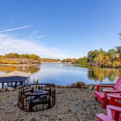 Families Welcome! 4,600-Sq-Ft Lake Hickory Retreat