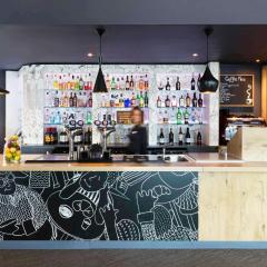 ibis Birmingham Airport Terminal Building - NEC