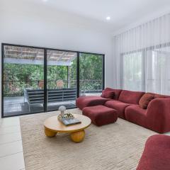 Gammon Drive Varsity Lakes