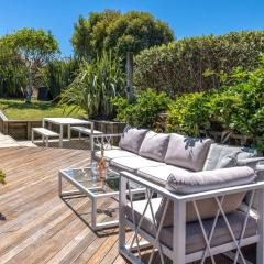 Casa Sol - Central Oneroa Retreat