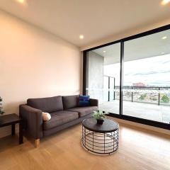 Blackburn Rd Tranquil Home 2BR Monash