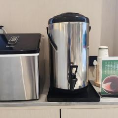 Green Tree Inn Express Shanghai Bund Yuyuan Xiaonanmen Metro Station