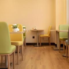 Green Tree Inn Fuyang Funan County Tianzhu Square