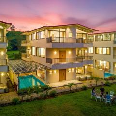 StayVista at Mount Willow with Mountain views, AC, Lawn