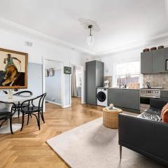 Designer Art Deco Apartment at Coogee Beach