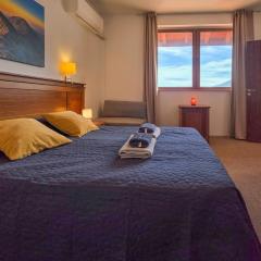 EDEL View! 1BR Ap with Top Mountain View in Bansko