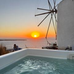 Lioyerma Windmill Villa With Outdoor Hot Tub