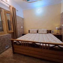 Gopi Homestay & Restaurant