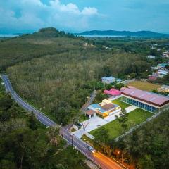 V264 Full Size In Door Tennis Court Gym Brand New