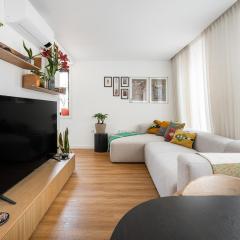 Spacious & Stylish 2BR Flat - Brand New in Porto