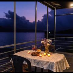 Lake View Infinity Pool Villa With Luxurious Lake Facing Rooms