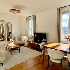 Splendid 75 m near Arc de Triomphe