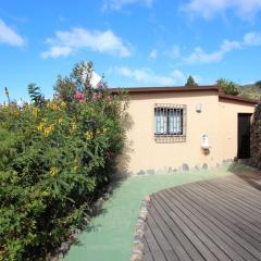 Kleines Ferienhaus Mit Terrasse Für Zwei Personen