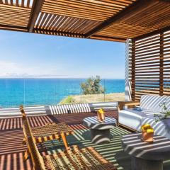 Villa Lara - Stylish Retreat with Beach Access