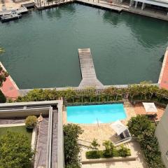 Luxury Marina Escape With Panoramic views