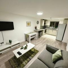 Stylish Flat Stunning River-view Near City Centre