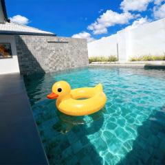 芭提雅独栋阳光别墅 带私人泳池 靠近中天海滩 4卧室5卫2厅 度假首选56