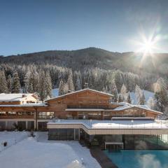 Alpine Nature Hotel Stoll