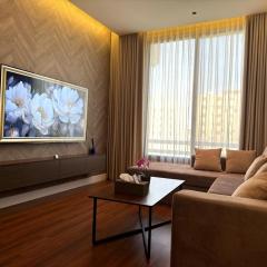 Elegant 2 bedroom apartment with a living room