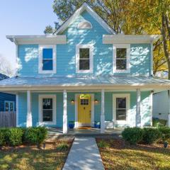 Backstage Bungalow - Free Off Street Parking, Close to Concerts and Sporting Events, Dog Friendly