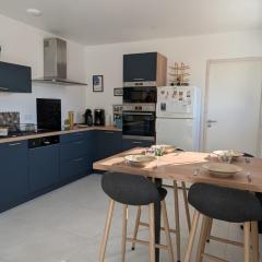 Maison récente entre la campagne et la mer