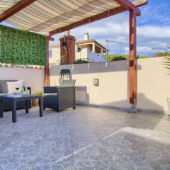 Apt Karla - Island Stay with Panoramic Roof Terrace