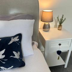 The Eaves, Glastonbury High Street 2 bed 2 bathroom apartment