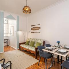 Apto a 6 Minutos da Praia de Copacabana|BR 669/805