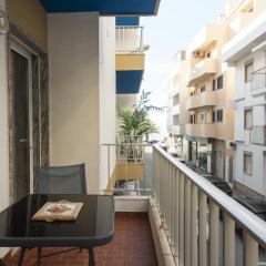 Jaune - 50 meters to the beach - Quarteira
