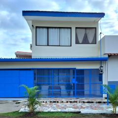 Casa del Pacífico en Puntarenas Centro con parqueo