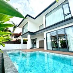 Ketki Luxury Pool Villa Oceanmist Pattaya