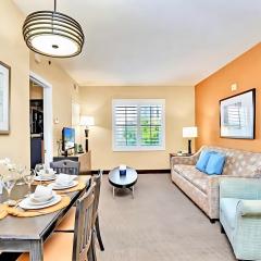 Spacious Suite close to Disney w Pool Hot Tub Arcade
