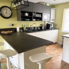 Riverside Retreat near Historic Westgate Towers