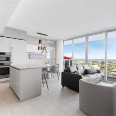 Stylish 3BR Resort Condo with Beach Access, Two Infinity Pools and Private Balcony