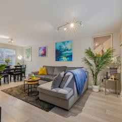 Modern Comfort, Free Parking, Netflix & Disney plus in every Bedroom and Living Room